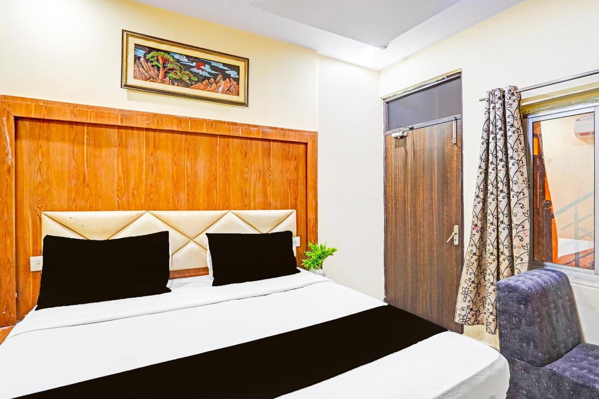 Super Hotel O Charbagh Formerly Khalsa Inn Lucknow Ngoại thất bức ảnh
