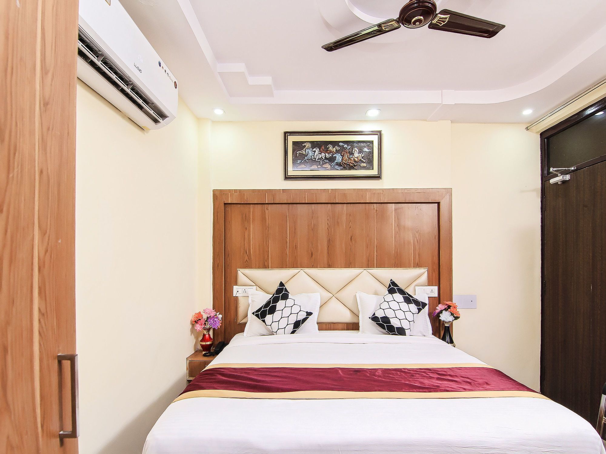 Super Hotel O Charbagh Formerly Khalsa Inn Lucknow Ngoại thất bức ảnh